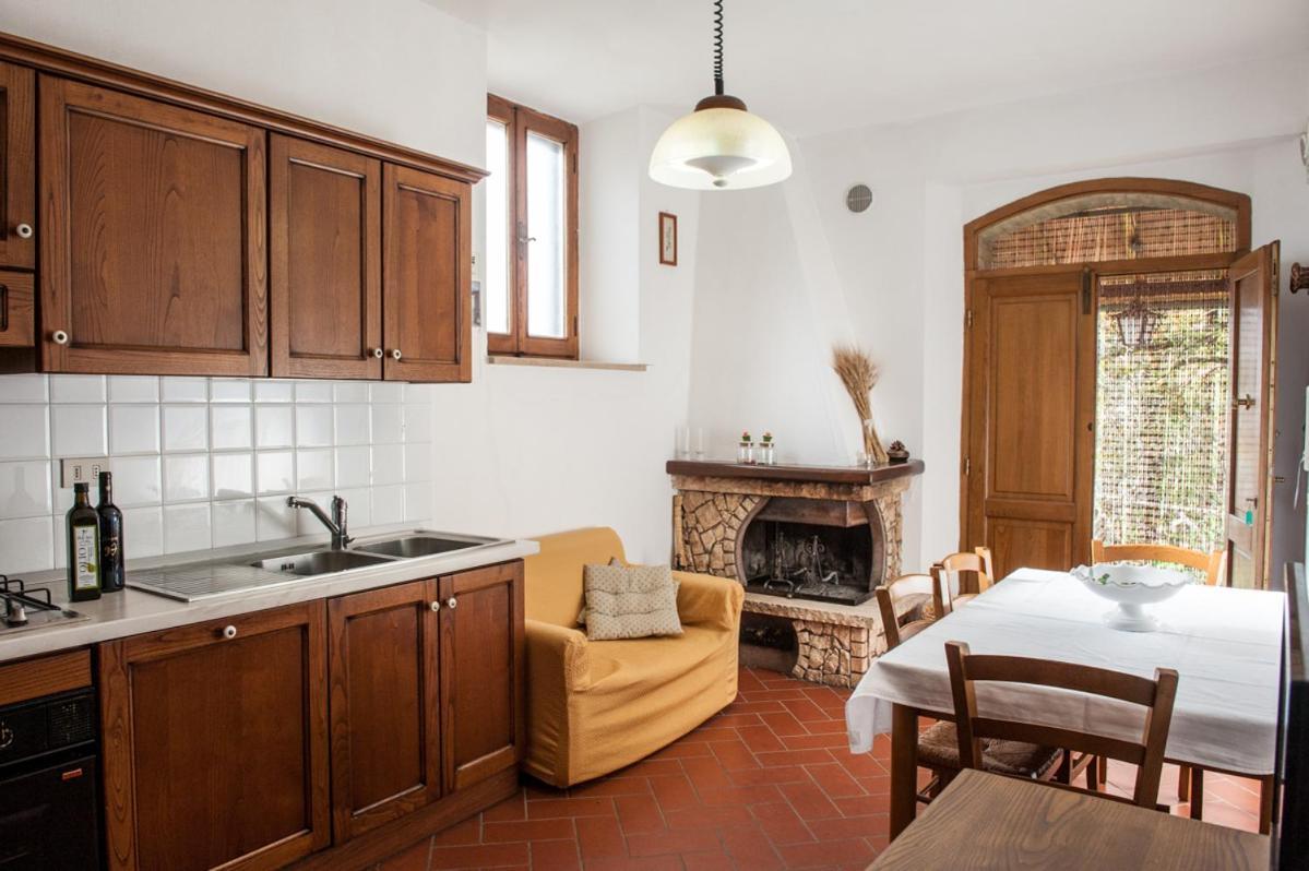 Poggio Al Vento Guest House กัสตีลีโยเน ดิ ออร์ชา ภายนอก รูปภาพ